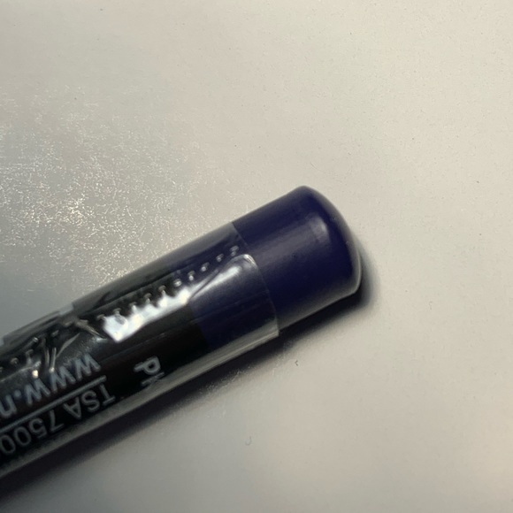 NYX matte lip liner-Jet Set - Picture 2 of 4